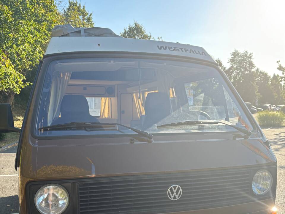 Bild 1/50 von Volkswagen T3 Westfalia Joker 1.6 TD (1982)