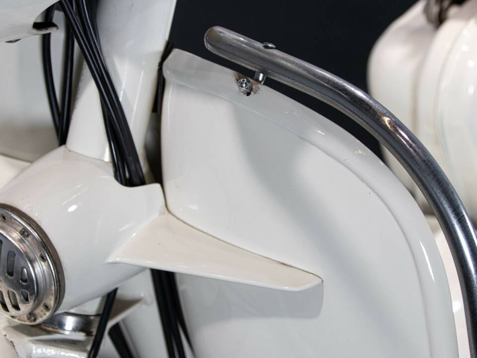 Image 31/50 of Aermacchi Zeffiro 125 (1956)