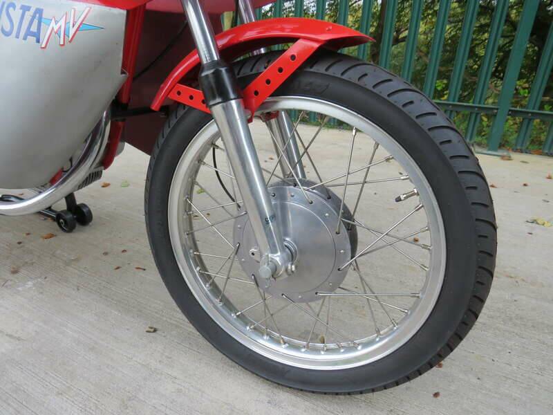 Bild 37/47 von MV Agusta 125 GTL Race (1966)