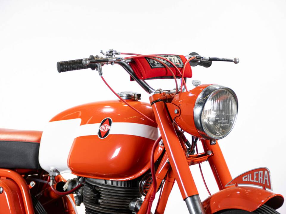 Image 31/50 de Gilera Giubileo 175 Sport (1963)