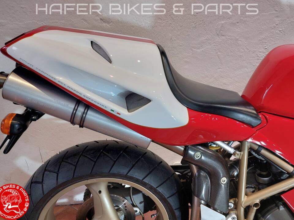 Bild 24/42 von Ducati 916 SPS (1997)