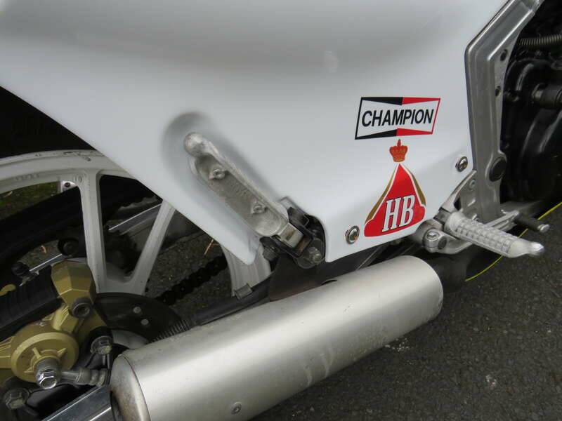 Image 37/43 de Suzuki RG 500 (1987)