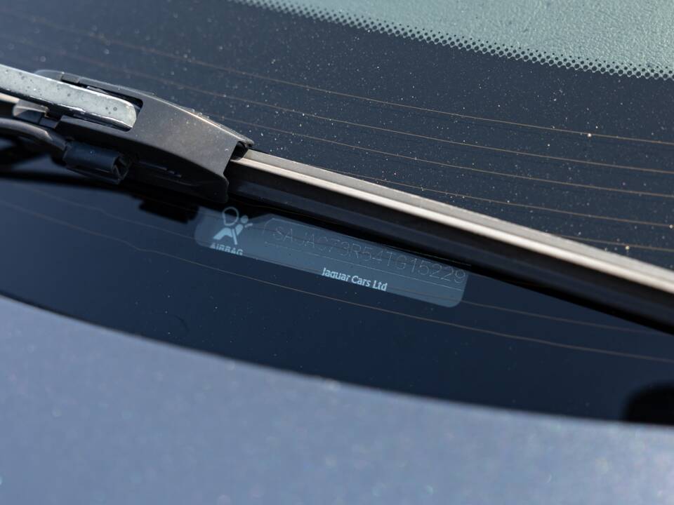 Image 11/43 of Jaguar XJR (2003)