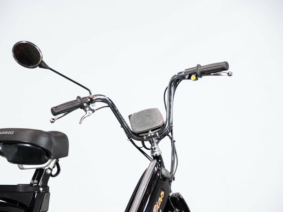 Bild 29/49 von Piaggio DUMMY (2002)
