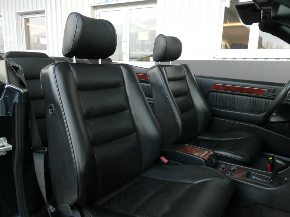 Bild 14/24 von Mercedes-Benz E 320 (1994)