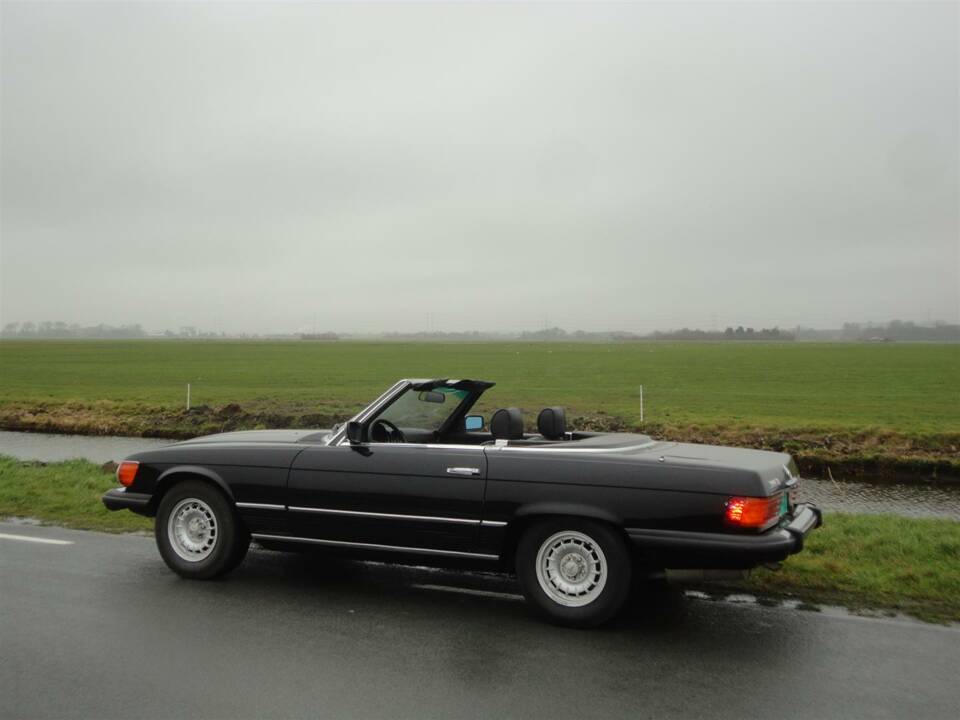 Imagen 21/32 de Mercedes-Benz 380 SL (1982)