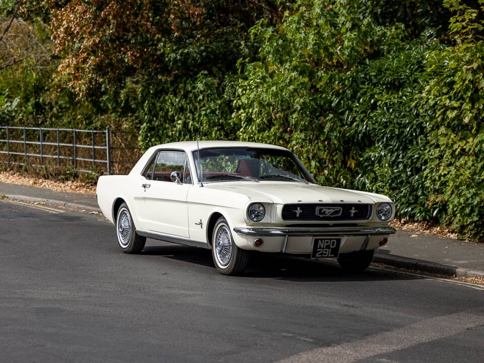 Image 8/50 of Ford Mustang 200 (1966)