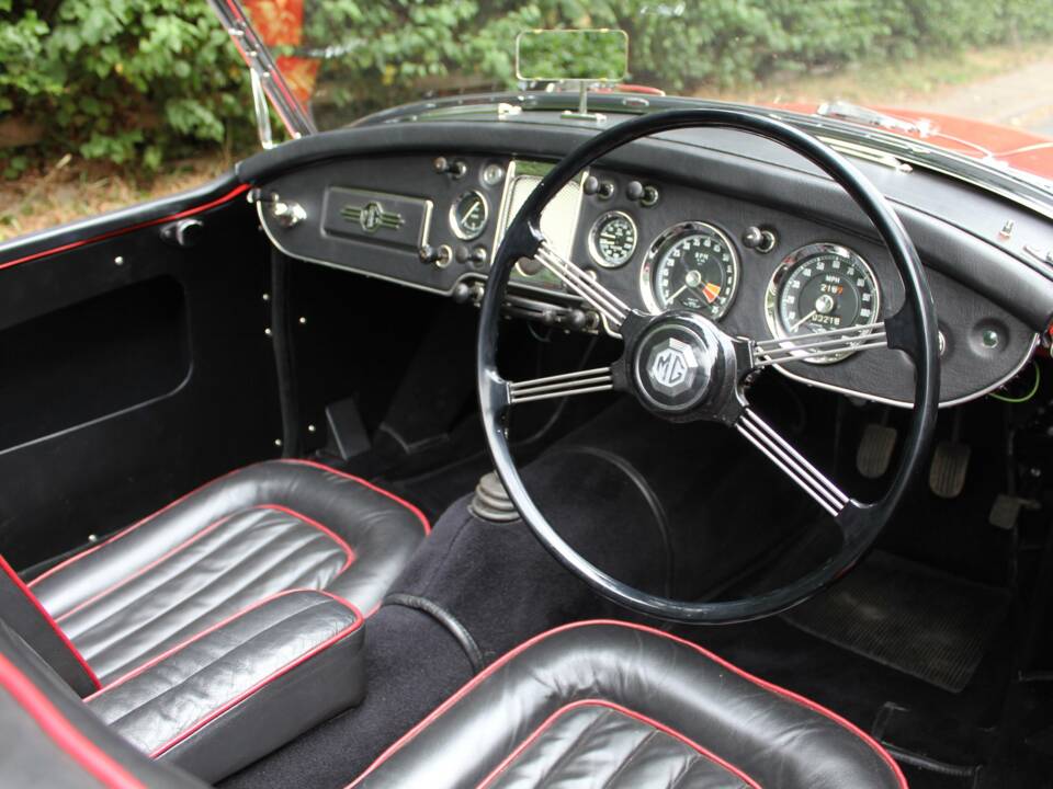 Imagen 8/17 de MG MGA Twin Cam (1959)