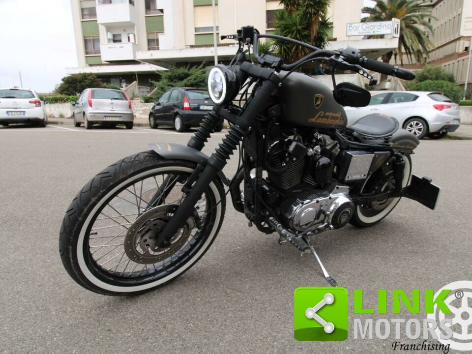 Immagine 2/10 di Harley-Davidson DUMMY (2000)