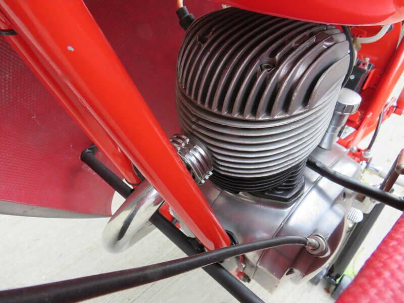 Bild 26/47 von MV Agusta 125 GTL Race (1966)