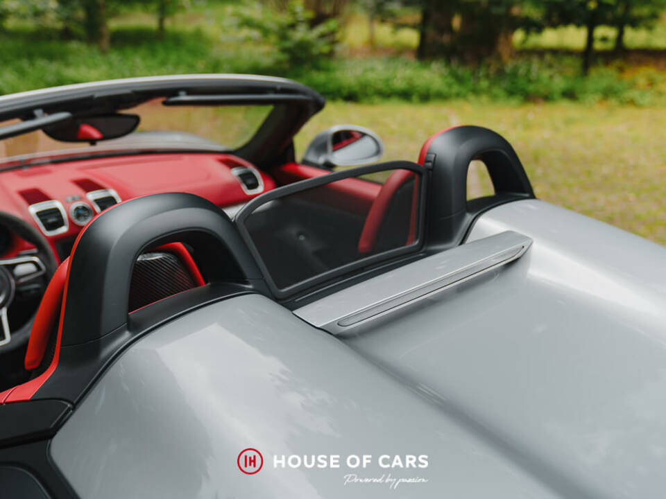 Image 28/46 of Porsche Boxster Spyder (2016)