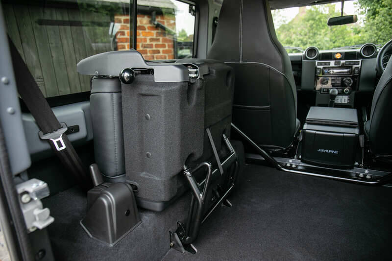 Bild 20/50 von Land Rover Defender 90 (2015)