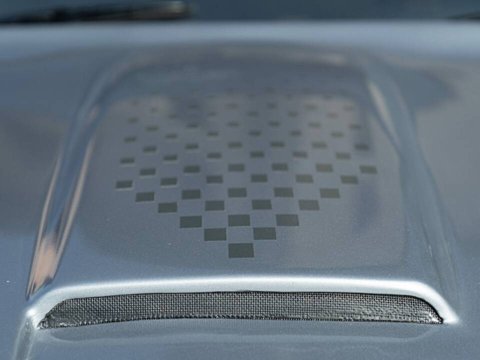 Immagine 33/50 di TVR S2 (1989)