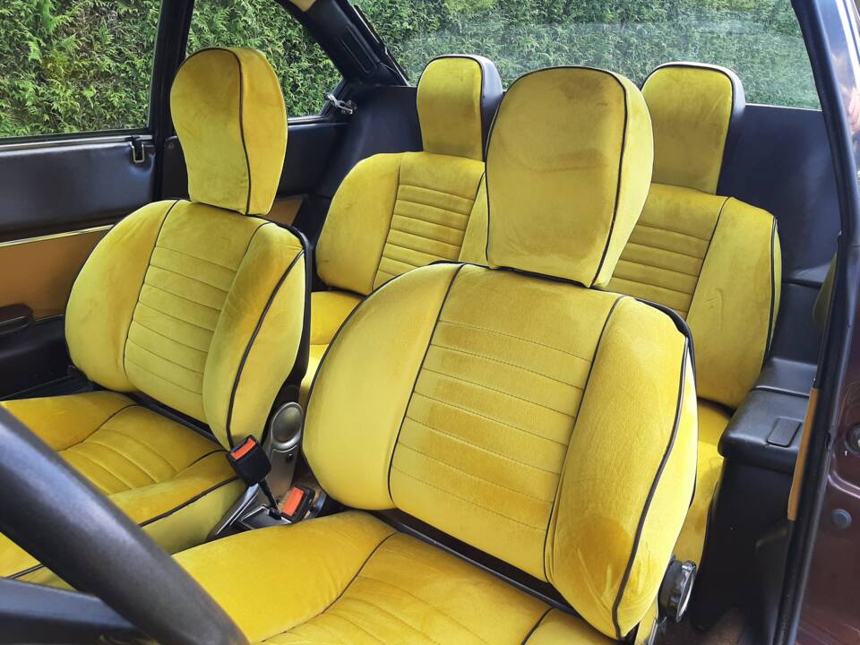 Image 23/25 of Lancia Beta Coupe 1300 (1979)
