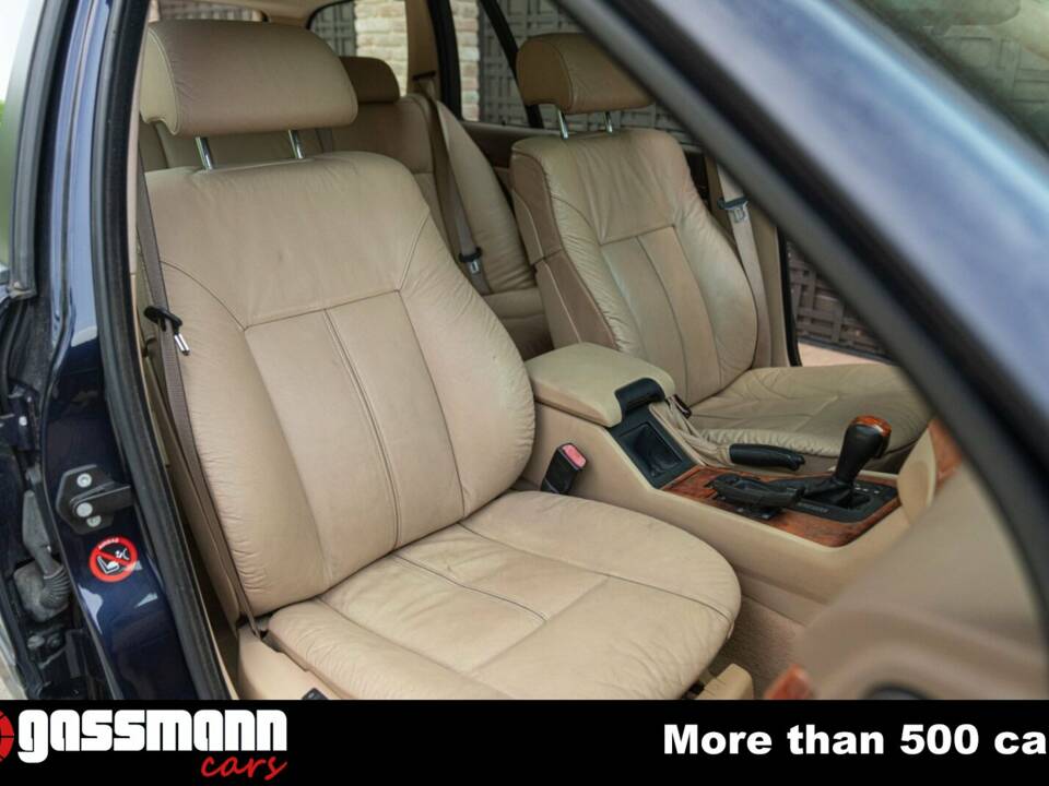 Afbeelding 11/15 van ALPINA B10 V8 Touring (1998)