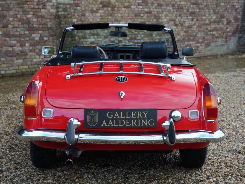 Bild 6/50 von MG MGB (1972)