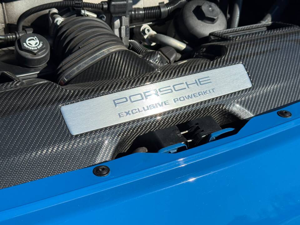 Image 12/37 of Porsche 911 Speedster (2010)