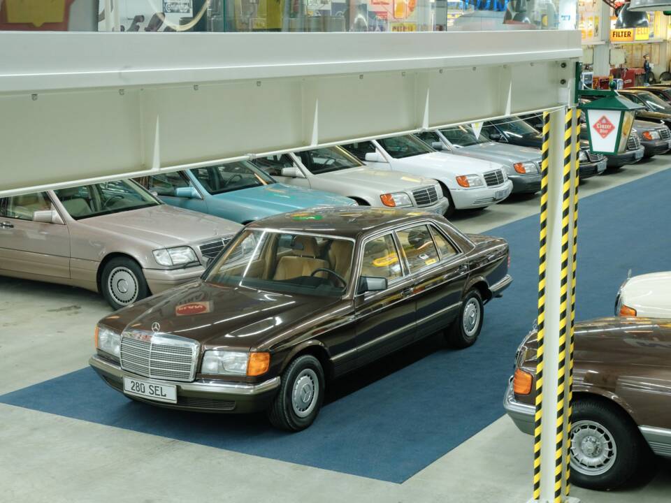 Bild 4/50 von Mercedes-Benz 280 SEL (1983)