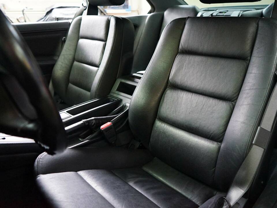 Immagine 30/50 di BMW 850i (1990)