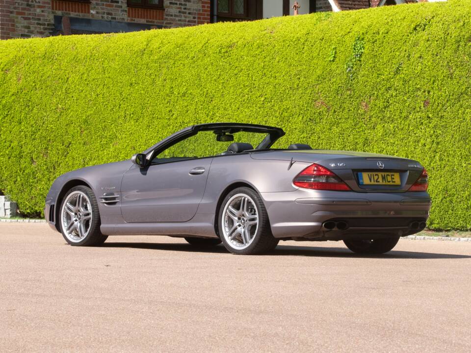 Bild 47/50 von Mercedes-Benz SL 65 AMG (2006)