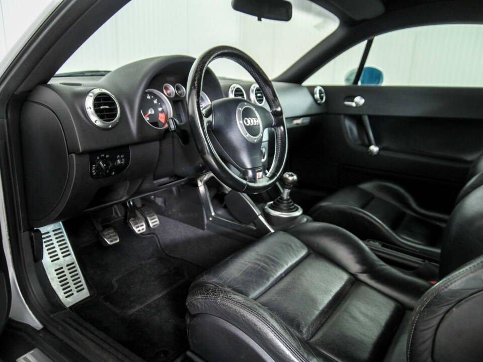 Image 11/50 of Audi TT 1.8 T (1999)