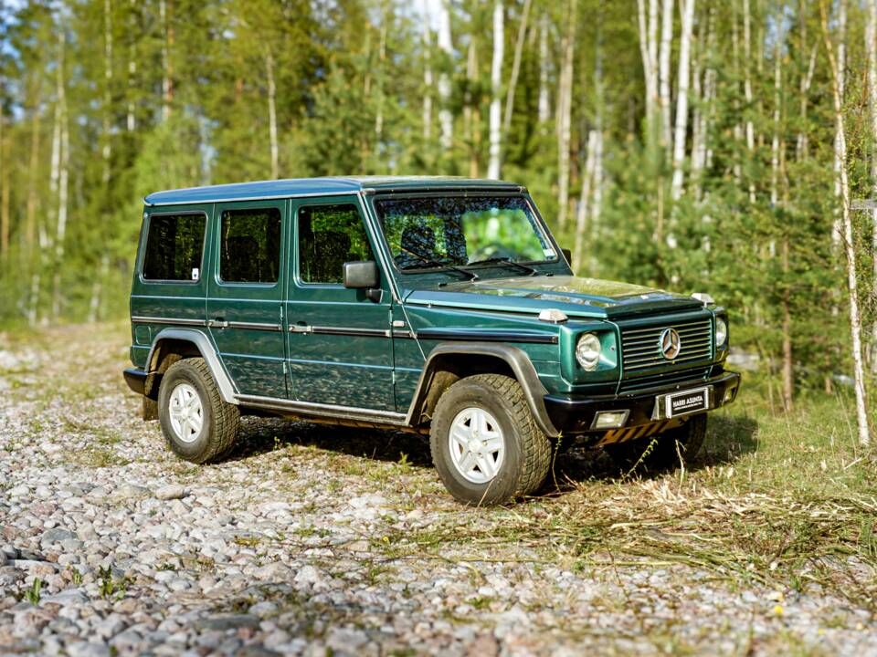 Bild 8/45 von Mercedes-Benz 300 GE (lang) (1991)