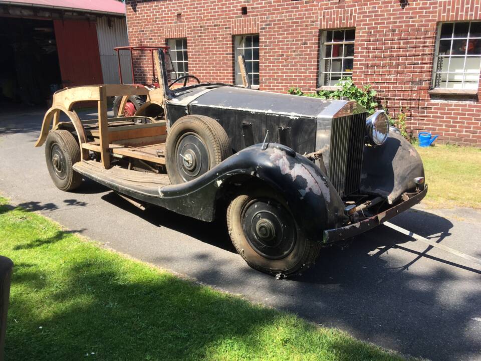 Image 5/25 of Rolls-Royce Phantom III (1937)