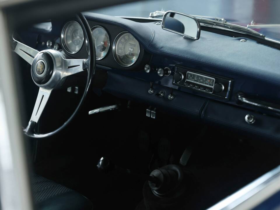 Image 26/50 de Alfa Romeo Giulia 1600 Sprint (1962)