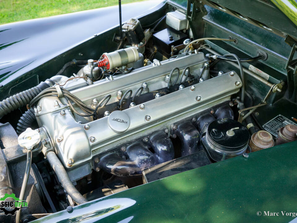 Image 25/53 of Jaguar XK 150 FHC (1958)