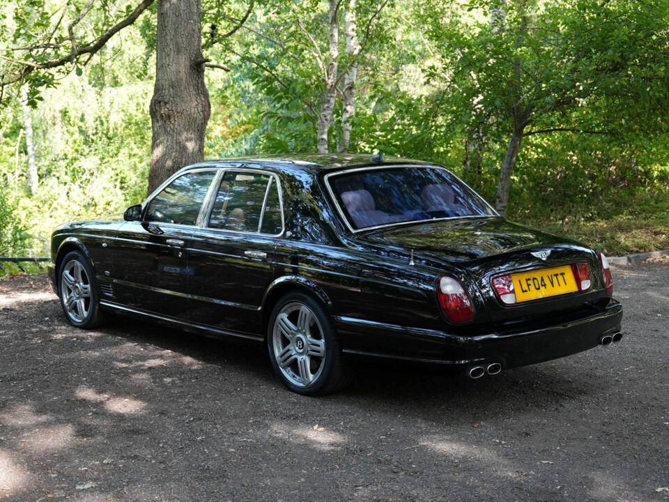 Image 2/50 of Bentley Arnage T (2004)
