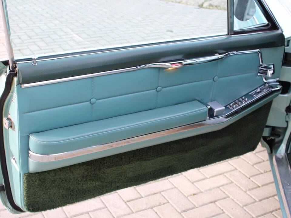 Image 19/29 of Cadillac 62 Convertible (1963)