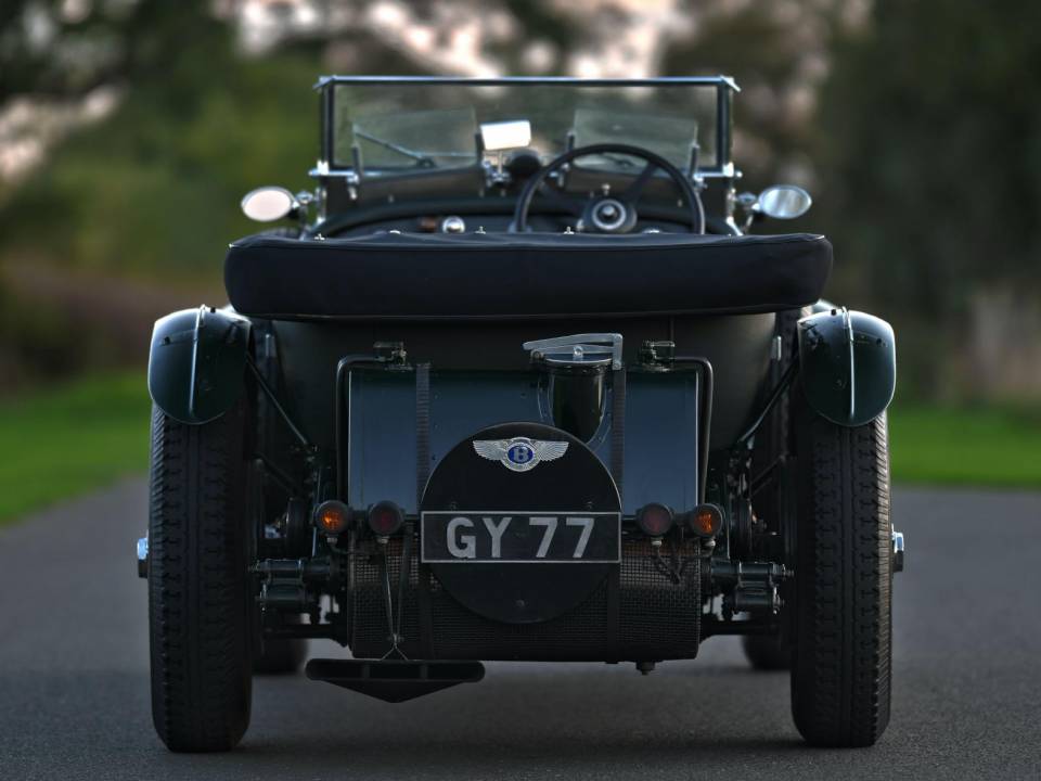Image 6/50 of Bentley 8 Litre (1932)