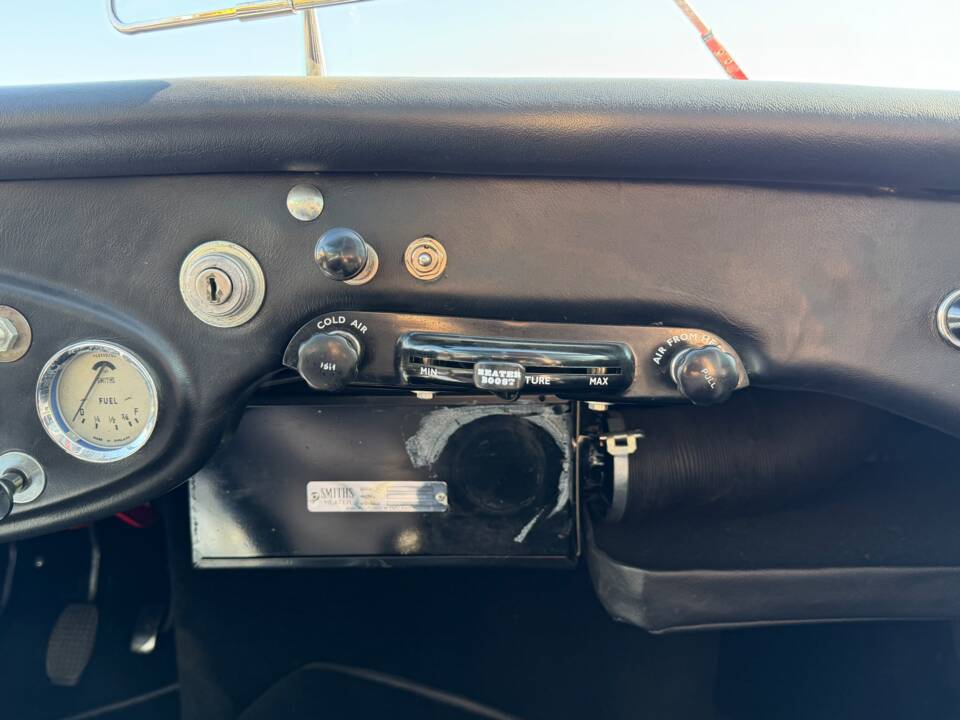 Immagine 12/28 di Austin-Healey 100/6 (BN6) (1958)