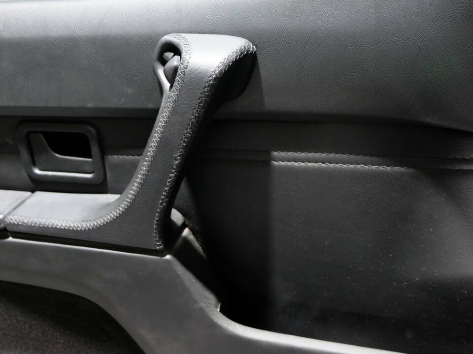 Image 11/35 of BMW M 635 CSi (1984)