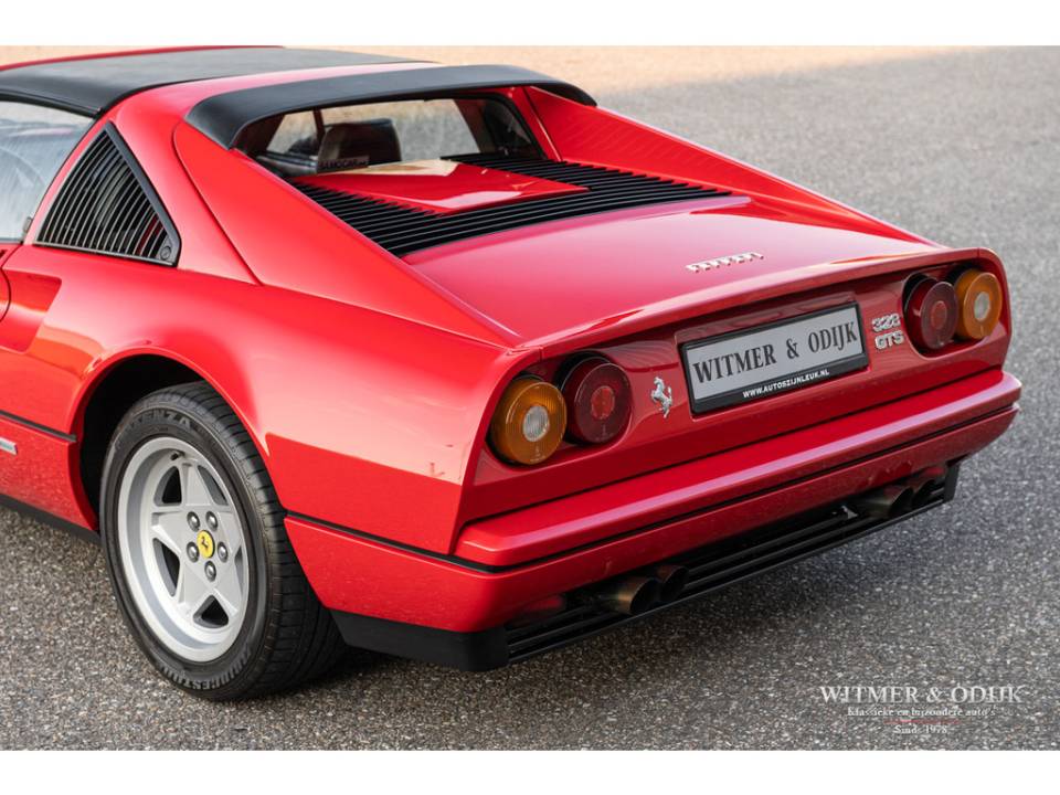 Imagen 10/35 de Ferrari 328 GTS (1986)