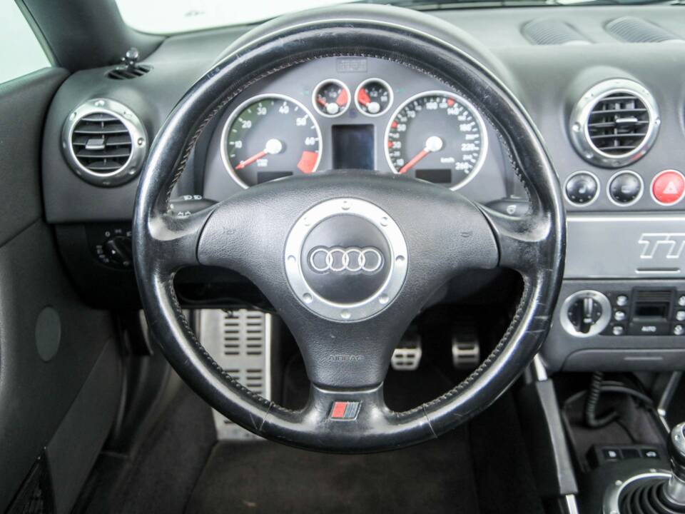Bild 8/50 von Audi TT 1.8 T (2000)