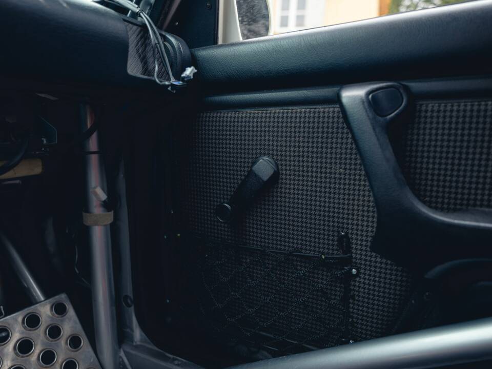 Image 45/56 de BMW M3 (1988)