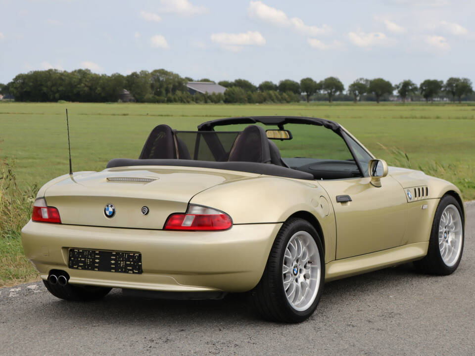 Image 19/50 of BMW Z3 Convertible 3.0 (2000)