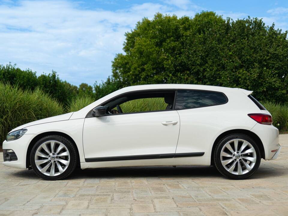 Bild 5/22 von Volkswagen Scirocco 2.0 TSI (2009)