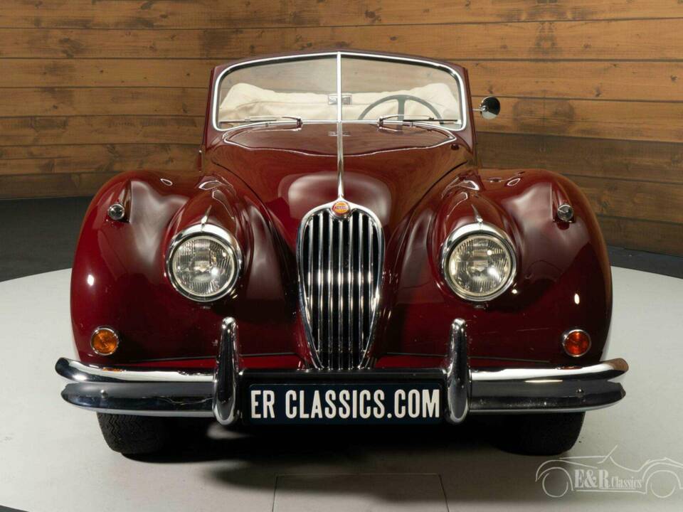 Image 4/19 de Jaguar XK 140 SE DHC (1956)