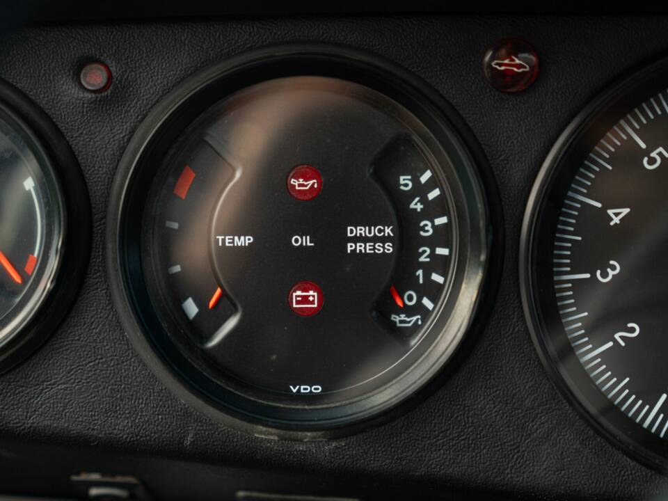 Bild 43/50 von Porsche 911 Carrera 3.2 (1989)