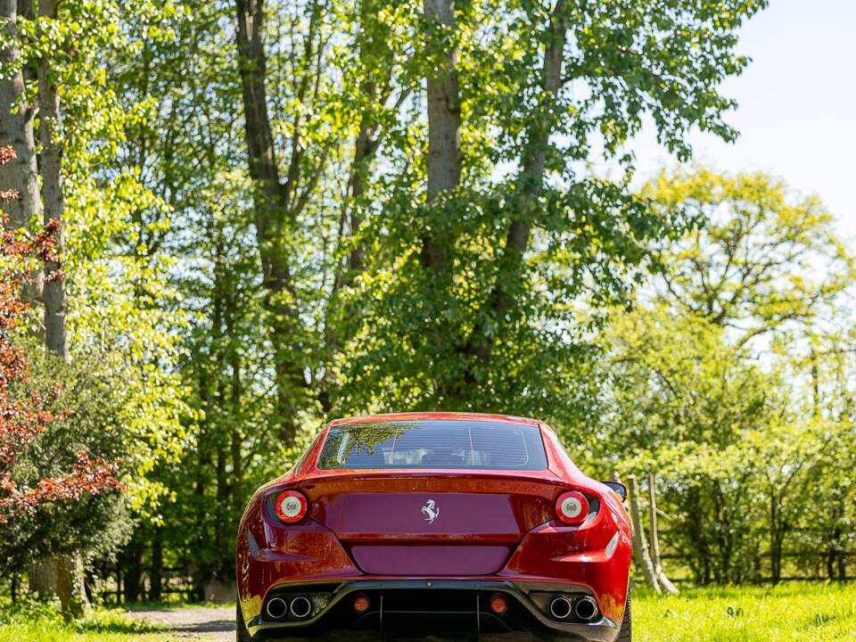 Bild 40/50 von Ferrari FF (2012)