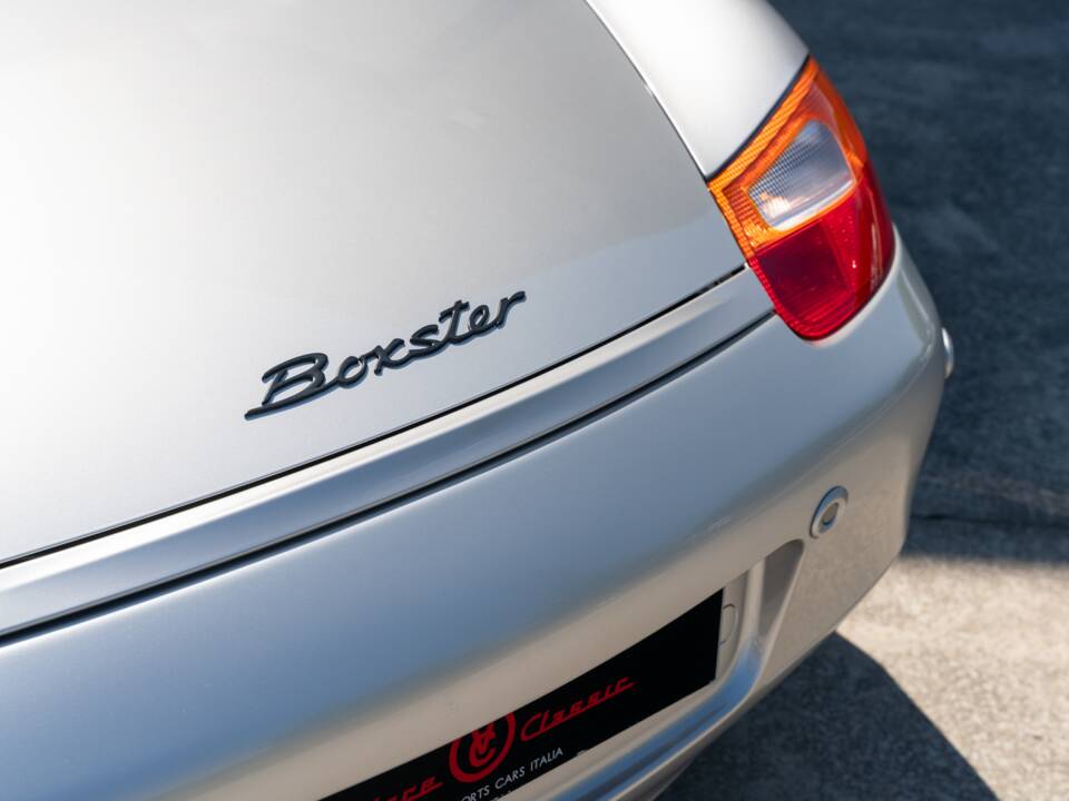 Image 23/73 of Porsche Boxster (2001)