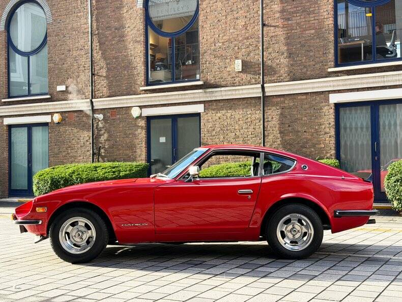 Image 7/50 of Datsun 240 Z (1972)