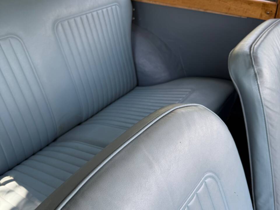 Immagine 21/22 di Morris Minor 1000 Traveller (1970)