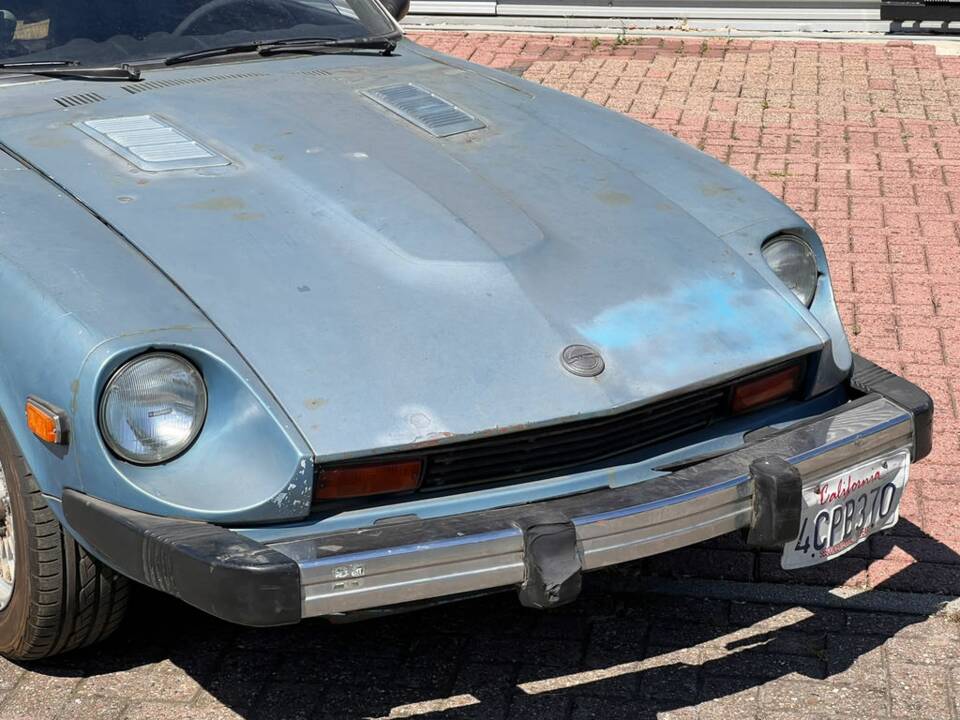 Image 3/8 of Datsun 280 Z (1977)