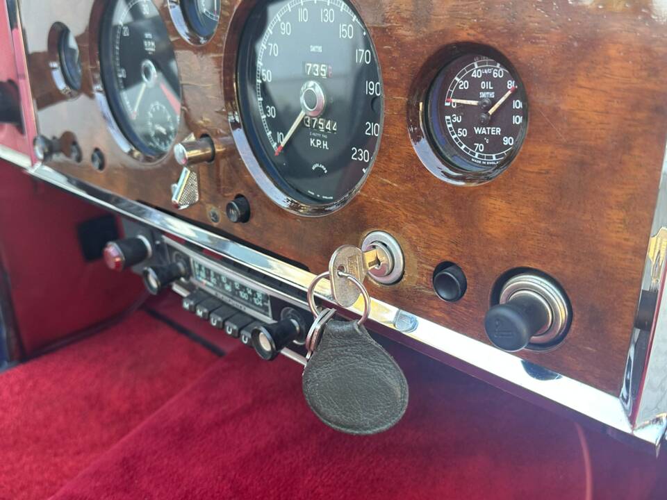 Immagine 18/24 di Jaguar XK 150 3.4 S DHC (1958)