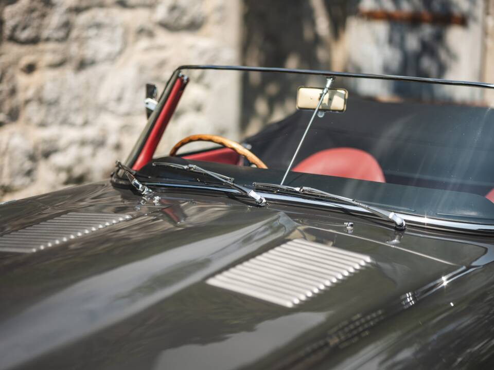 Image 21/50 of Jaguar Type E 3.8 (1963)