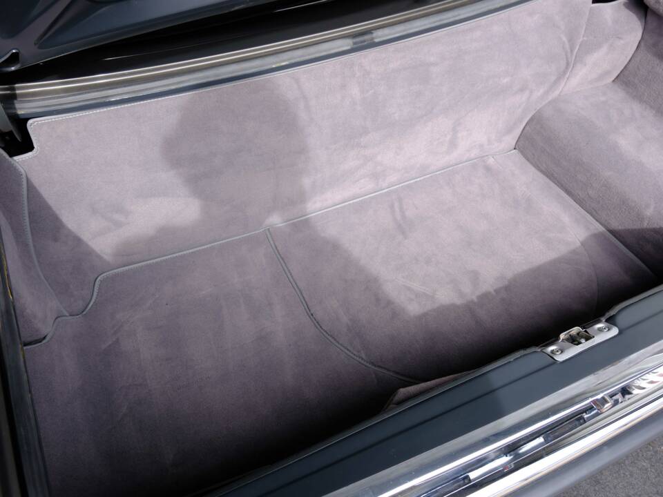 Image 96/97 de Mercedes-Benz 560 SL (1987)