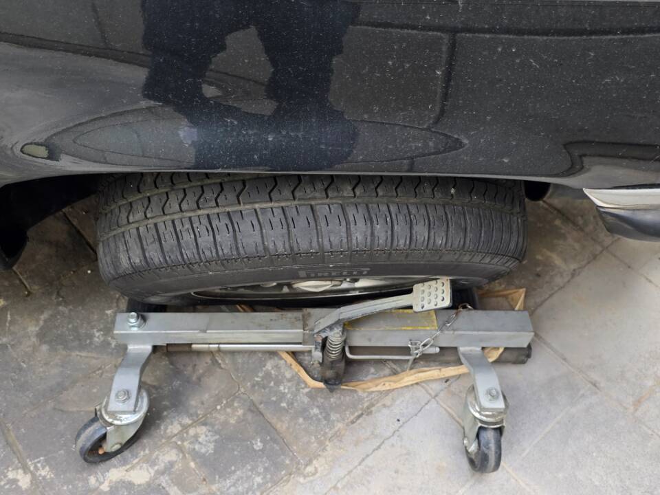 Immagine 27/34 di Mercedes-Benz 500 SL (1980)